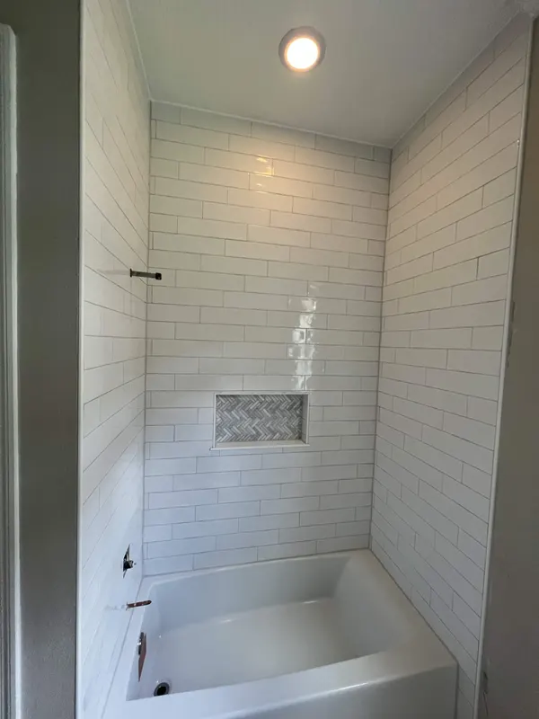 Subway Shower by KR Flooring