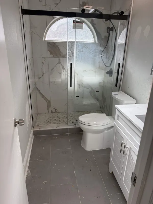 Bathroom Detail by KR Flooring